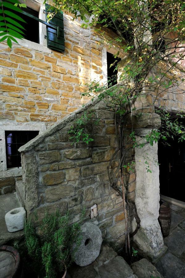Traditional Istrian Stone House Smarje  Exterior photo